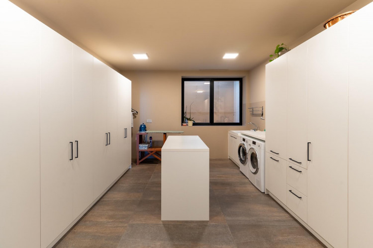 Laundry area at Villa Belvedere, Padenghe sul Garda