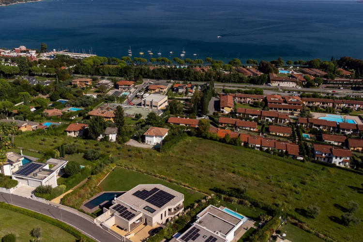 View of Lake Garda from Villa Belvedere