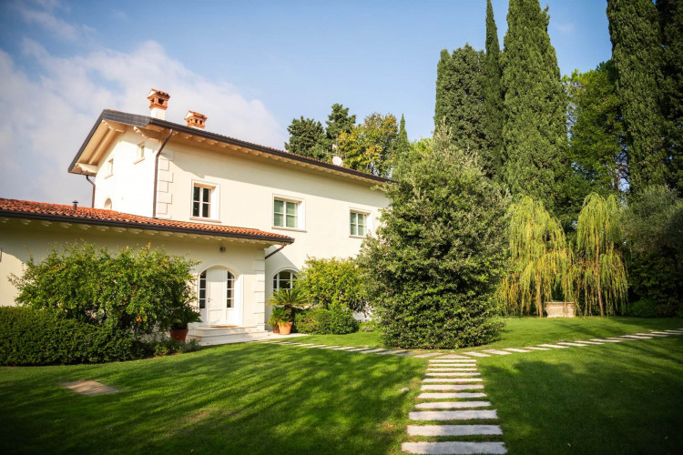 Exterior view of Villa Preone, luxury villa near Salò, Lake Garda