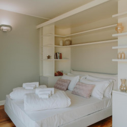 Spacious bedroom with modern design, Villa Preone, Lake Garda