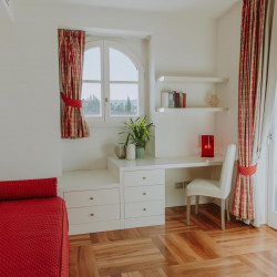 Contemporary bedroom with terrace access, Villa Preone, Salò