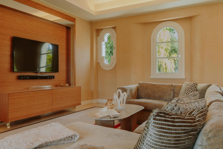 Spacious tv room at Villa Preone, Salò, with modern furnishings