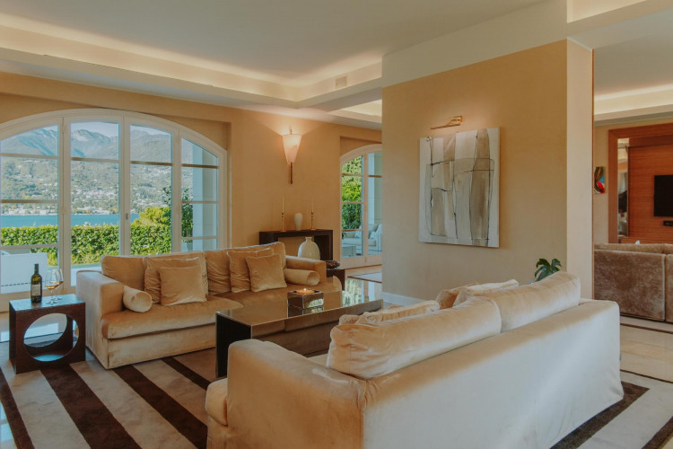 Lake view living room at Villa Preone, Lake Garda